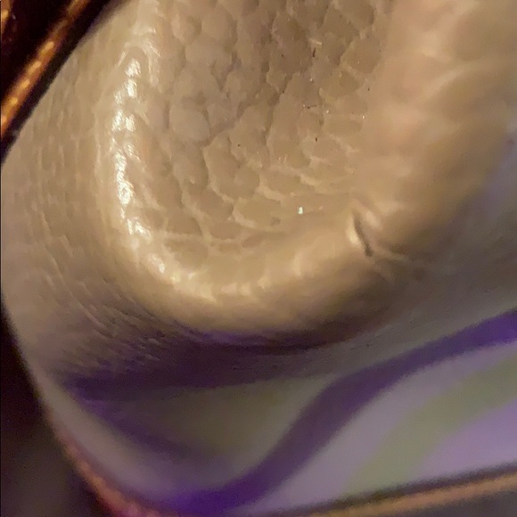 Dooney n Burke - Picture 4 of 7